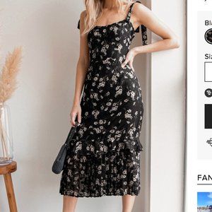 Terrace Views Black Floral Print Tiered Midi Dress